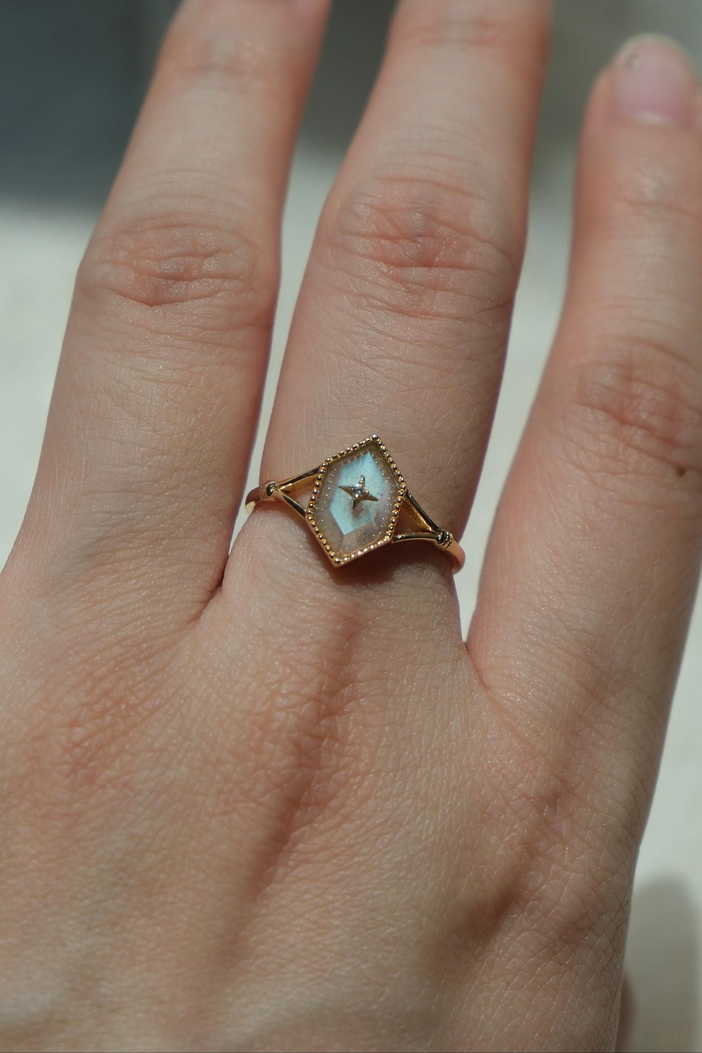 Rhombus Labradorite Starlight Ring