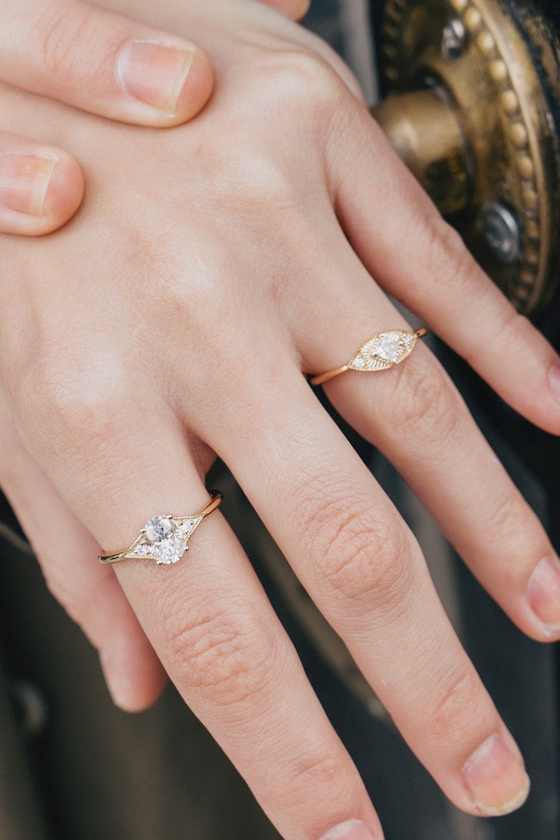 LIRAE vintage-inspired gold ring featuring a square-cut moissanite and sunburst radiant texture, geometric Art Deco jewelry for women.