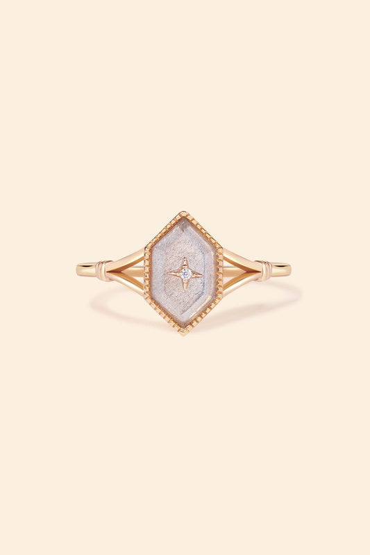 Handmade 14k gold rhombus labradorite ring with a gold diamond star motif, vintage signet ring by LIRAE.