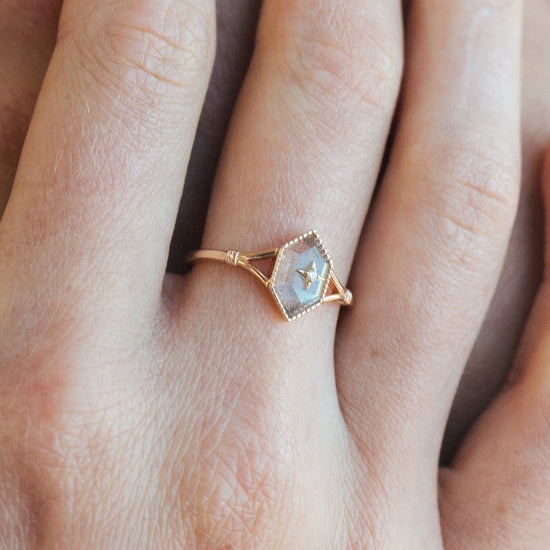 Handmade 14k gold rhombus labradorite ring with a gold diamond star motif, vintage signet ring by LIRAE.