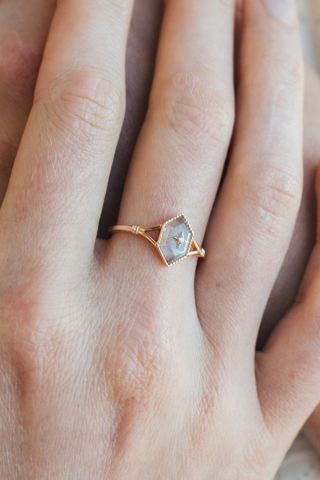 Handmade 14k gold rhombus labradorite ring with a gold diamond star motif, vintage signet ring by LIRAE.