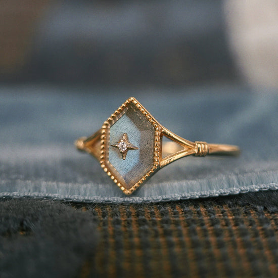 Handmade 14k gold rhombus labradorite ring with a gold diamond star motif, vintage signet ring by LIRAE.