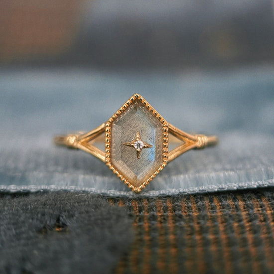 Handmade 14k gold rhombus labradorite ring with a gold diamond star motif, vintage signet ring by LIRAE.