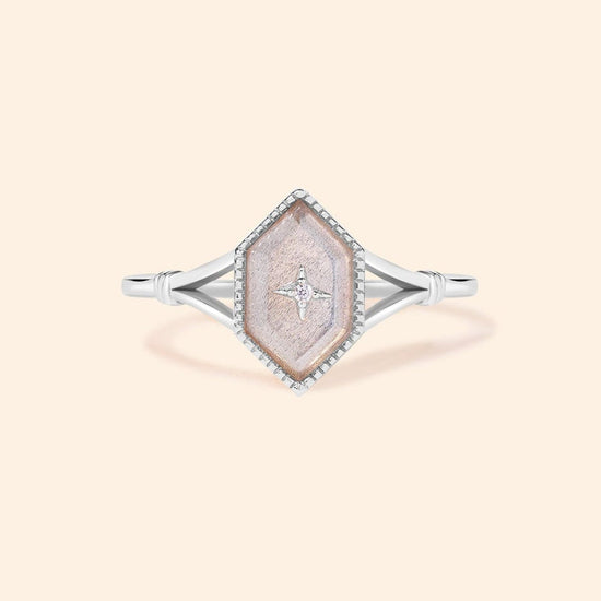 Handmade sterling silver rhombus labradorite ring with a silver diamond star motif, vintage signet ring by LIRAE.